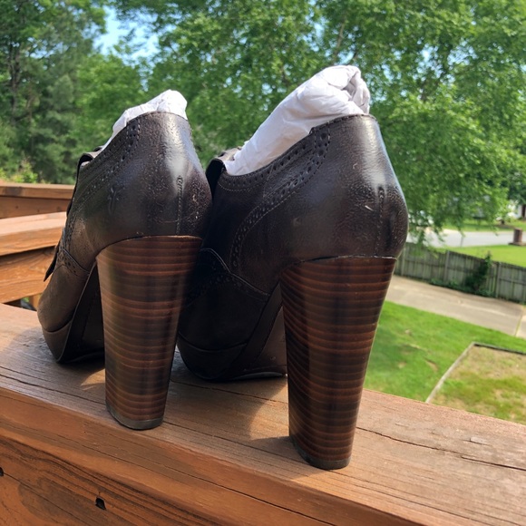 Frye Leather Naiya Kiltie Oxfords, Worn once! - Picture 6 of 7